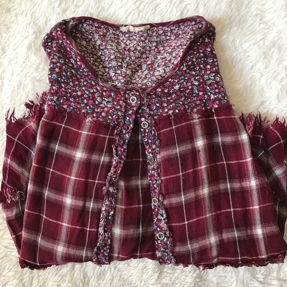 Altar’d State Floral & Plaid Button-Down 💐 - Picture 5 of 7